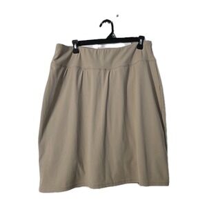 Realessentials Womans Scort Size XL Tan